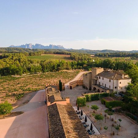 Les Cabanes De L'Oller Del Mas Манреса Экстерьер фото